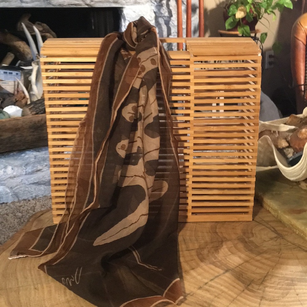 Gorgeous square bamboo purse